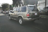 Nissan Pathfinder SE 2004