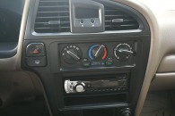 Nissan Pathfinder SE 2004