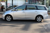 Mitsubishi Grandis AT 2005