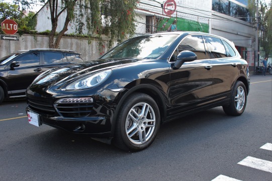 Porsche Cayenne Diesel 2011