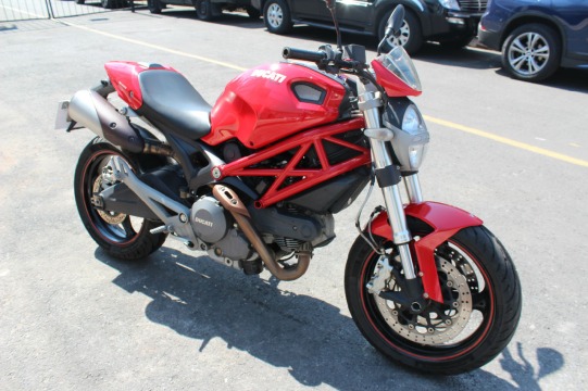 Ducati Monster 696 2012