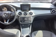 Mercedes-Benz CLA 200 2015