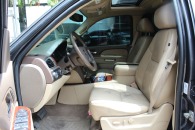 CHevrolet  Suburban LTZ 2011