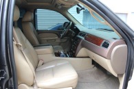 CHevrolet  Suburban LTZ 2011