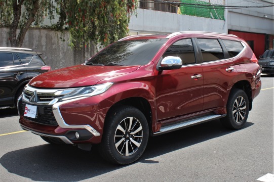 Mitsubishi Montero Sport Premium 2017