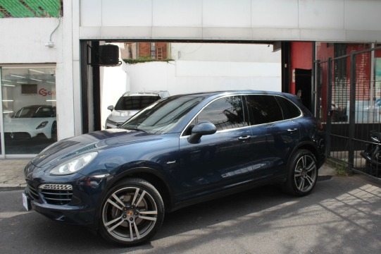 Porsche Cayenne Diesel 2011