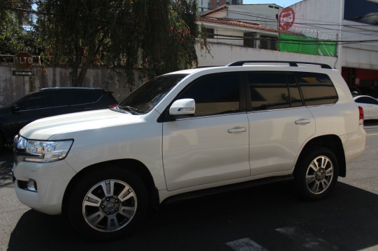 Toyota Land Cruiser VX Diesel 2016