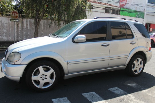 Mercedes-Benz ML 500 2004
