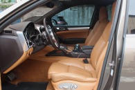 Porsche Cayenne Turbo 2012