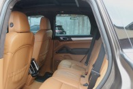 Porsche Cayenne Turbo 2012