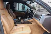 Porsche Cayenne Turbo 2012