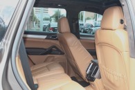 Porsche Cayenne Turbo 2012