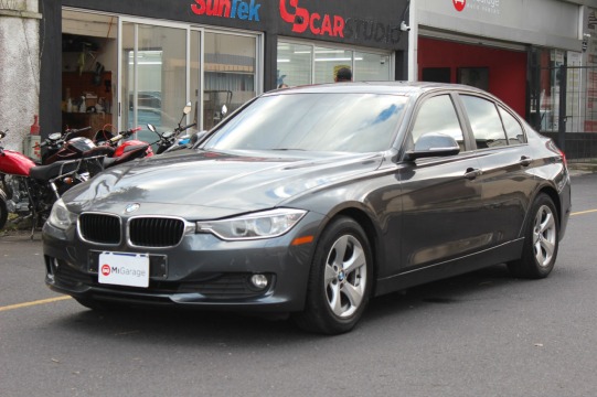 BMW 3 320d 2012