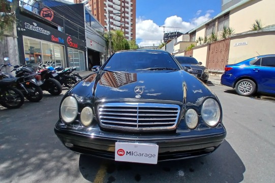 Mercedes-Benz CLK 55 AMG 2002