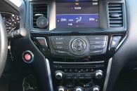 Nissan Pathfinder SE 2017