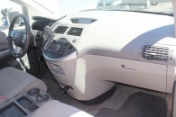 Nissan Quest   2008
