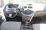 Nissan Quest   2008