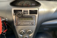Toyota Yaris 1.5 2012