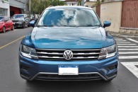 Volkswagen Tiguan SE  AWD 2018