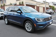 Volkswagen Tiguan SE  AWD 2018