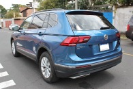 Volkswagen Tiguan SE  AWD 2018