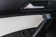 Volkswagen Tiguan SE  AWD 2018