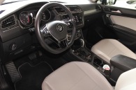 Volkswagen Tiguan SE  AWD 2018