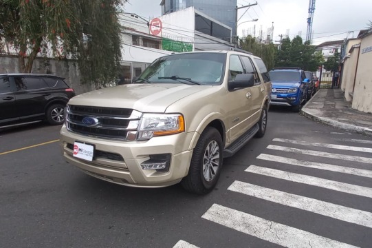 Ford Expedition XLT 2WD 2017