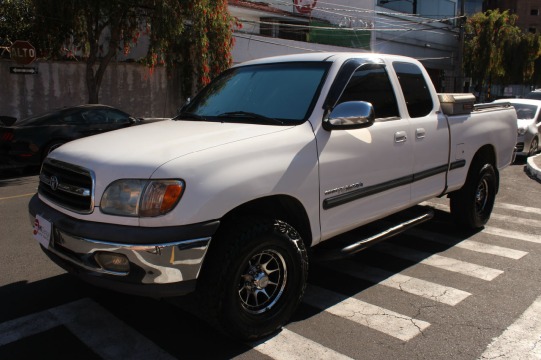 Toyota Tundra SR5 A/C 4x2 2002