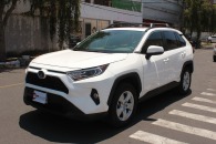 Toyota Rav 4 Hybrid LE 2020