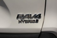 Toyota Rav 4 Hybrid LE 2020