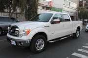 Ford F-150  LARIAT 4X4 2014