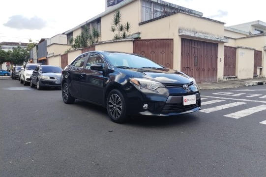 Toyota Corolla LE 2016