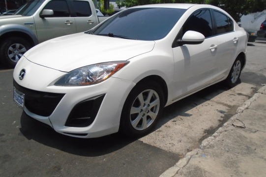 Mazda 3i 2.3 2011