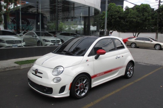 Fiat 500 Abarth 2013