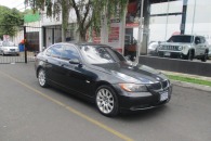 BMW 3 330i 2006